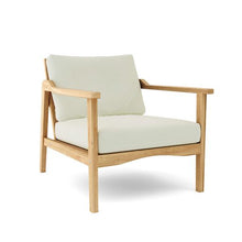 Teak Deep Seat Arm Charm, Pragmatic Design Fuses Aesthetics & Comfort.